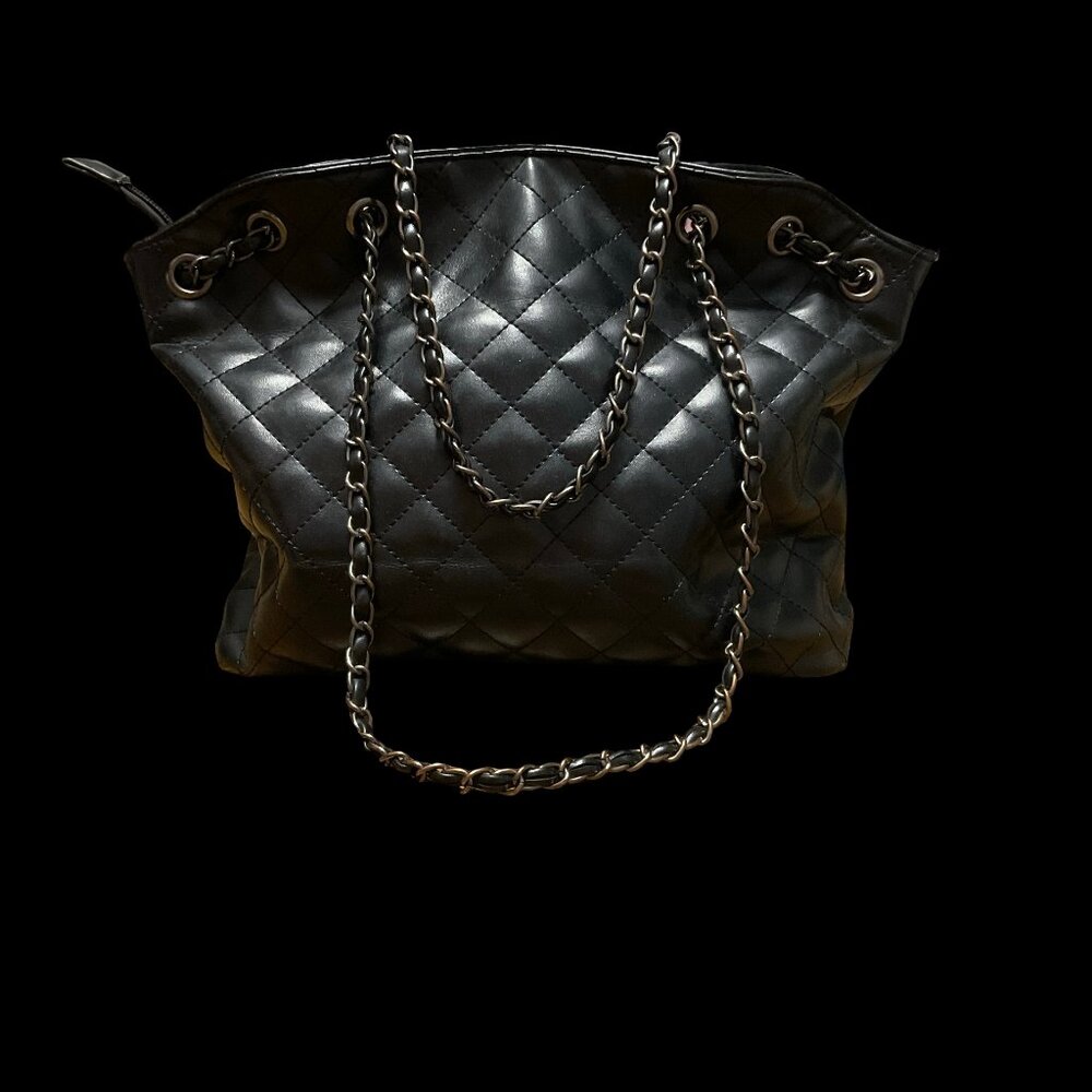 Black Quilted Texture Shoulder Bag w/ Chain Strap Detail
